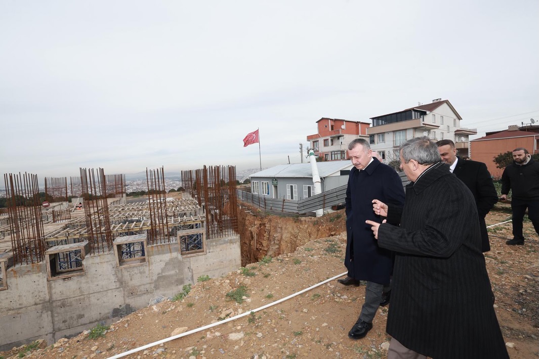 619303535_18555783532017071_4688002503097759992_n Başkan Büyükakın'dan Abdülhamit Han Cami ve Külliyesi inşaatında incelemelerde bulundu