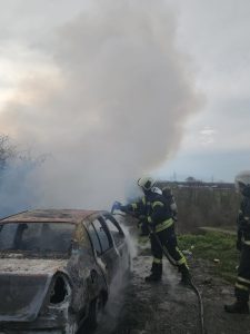 Kartepe’de Araç Yangınına Müdahale